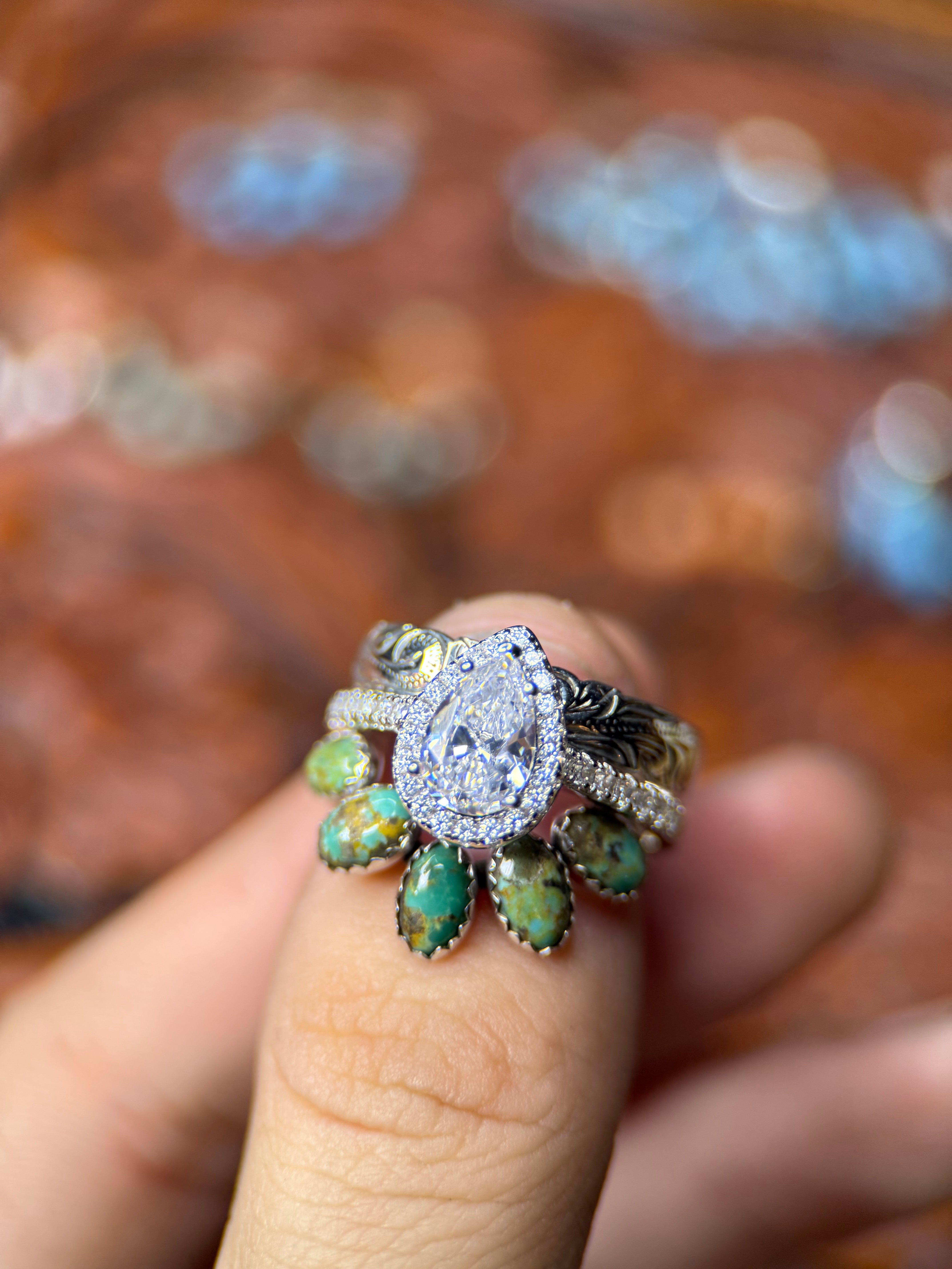 ORIGINAL PEAR HALO SET.