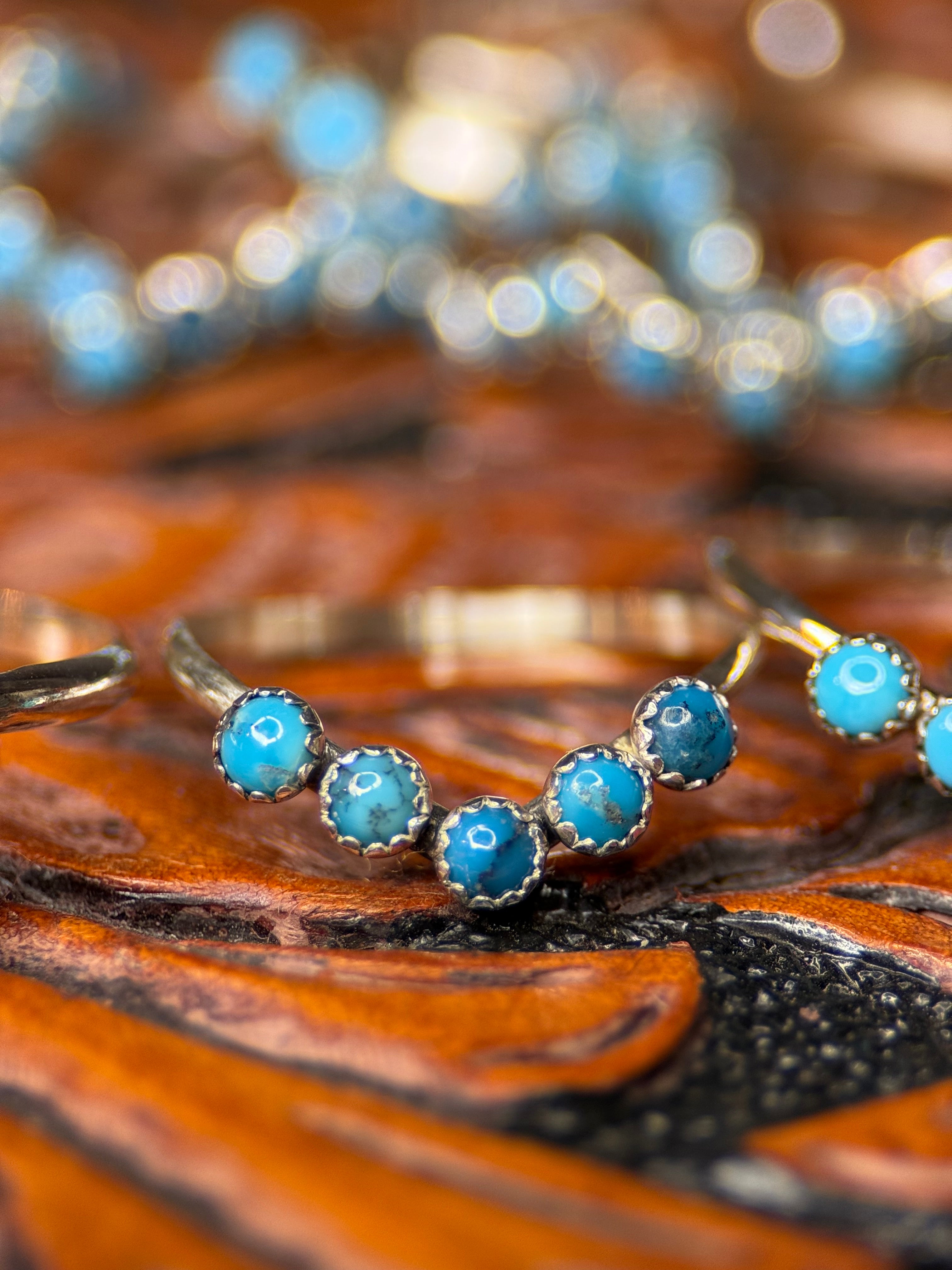 ORIGINAL EMERALD SOLITARIE TWO RING SET.