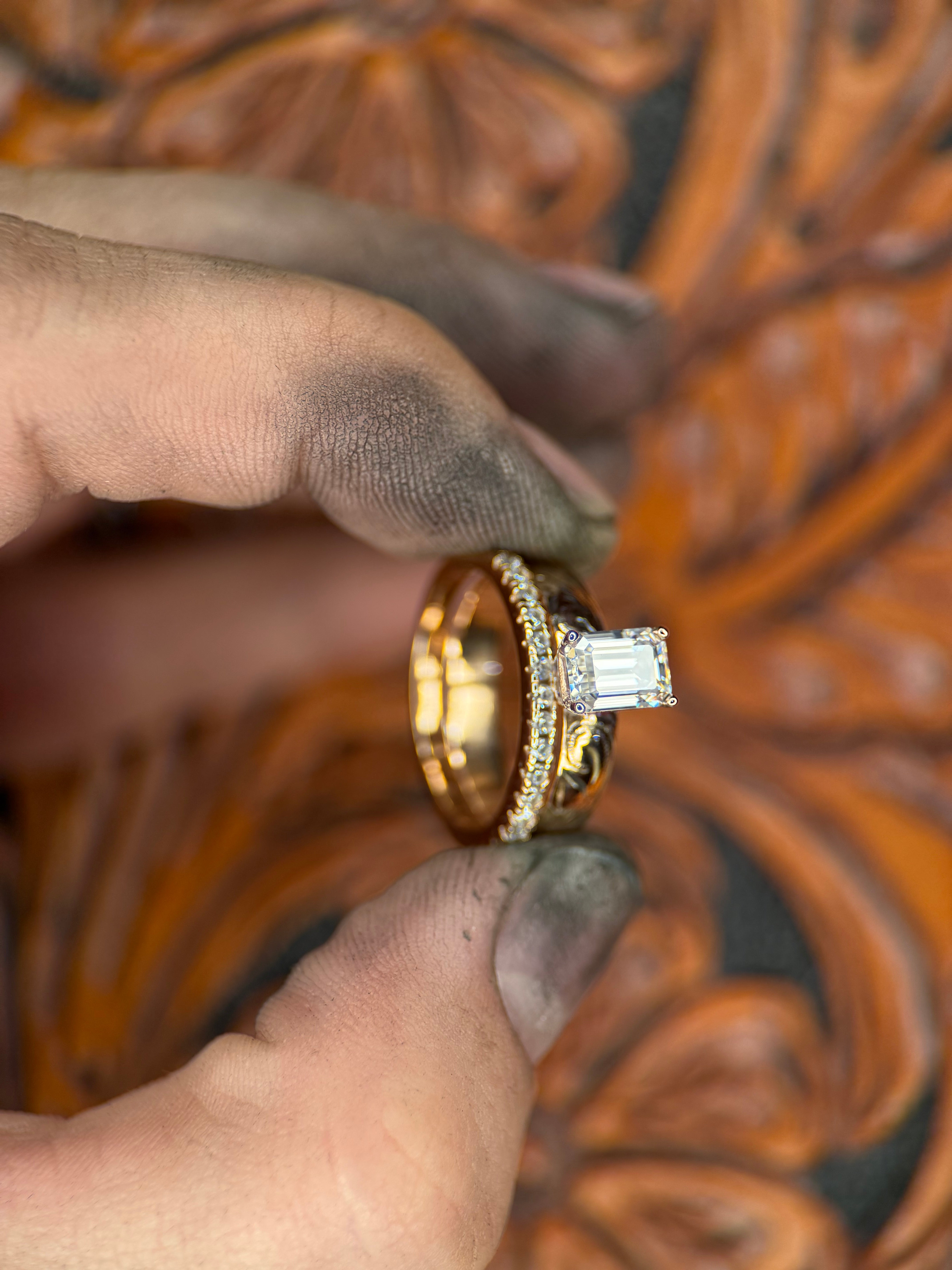 PAVÉ DIAMOND WEDDING BANDS.