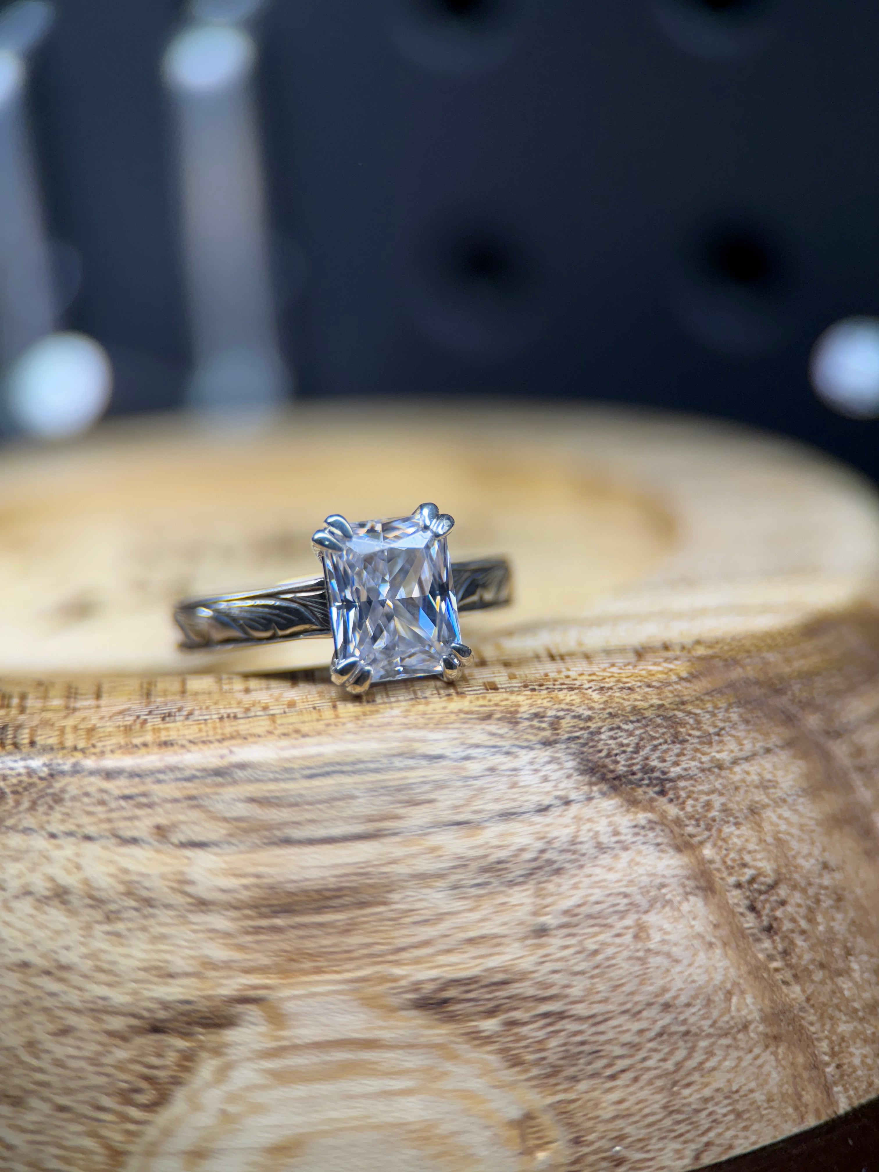 READY TO SHIP RUNNING LEAF EMERALD CUT.