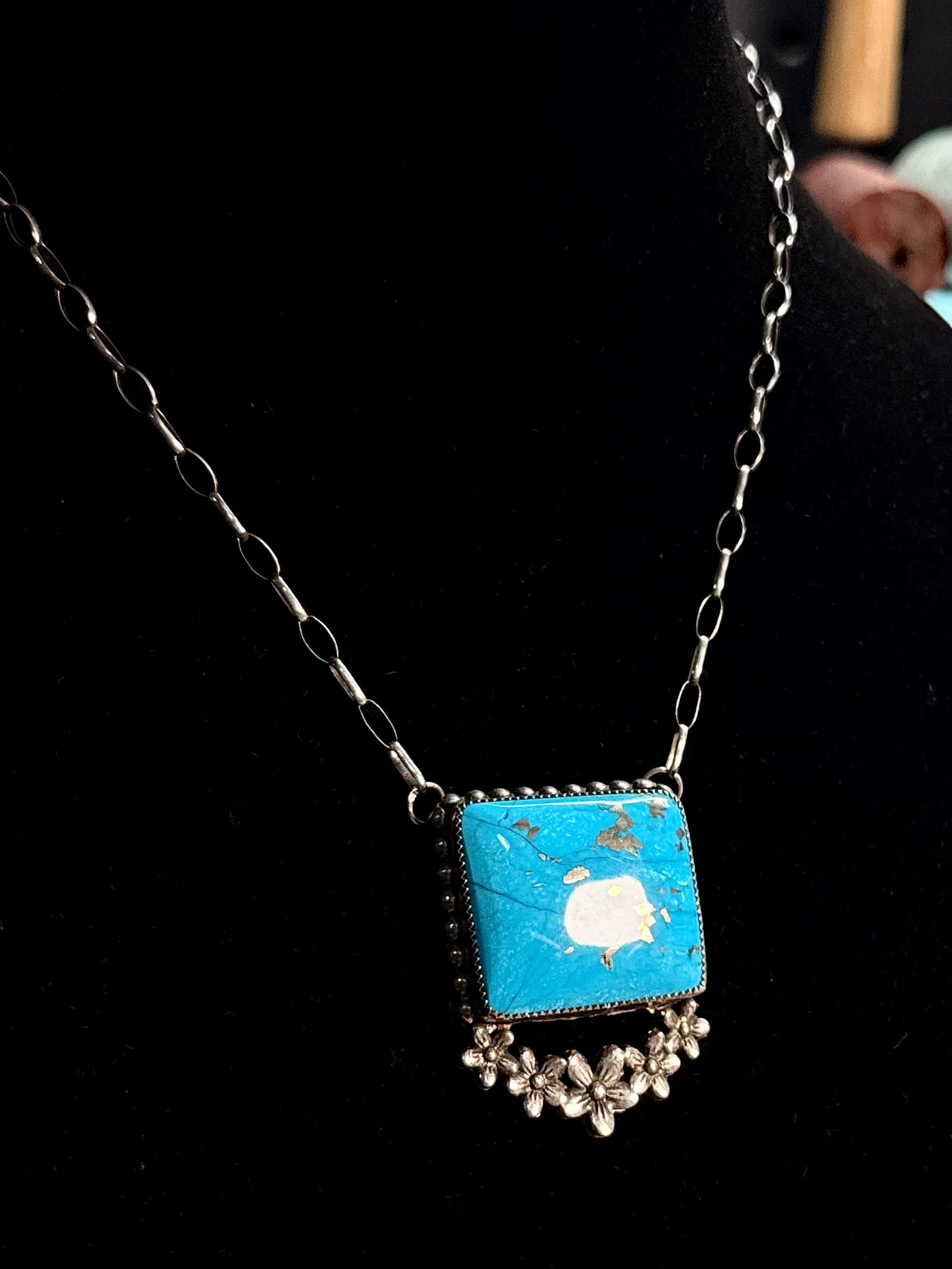 MASSIVE KINGMAN SLAB STATEMENT PIECE.