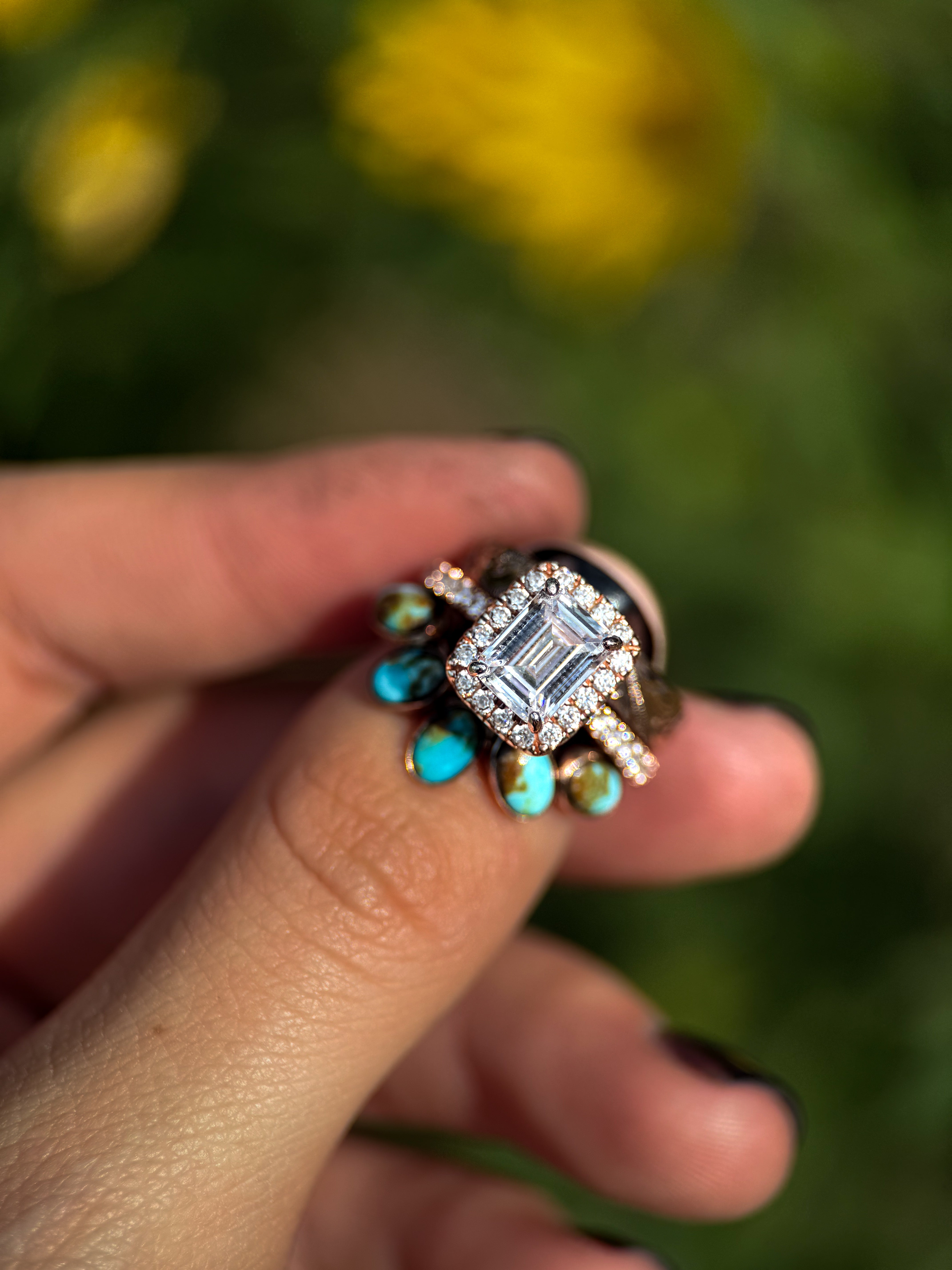 DIAMOND EMERALD HALO 14k ROSE GOLD SET.