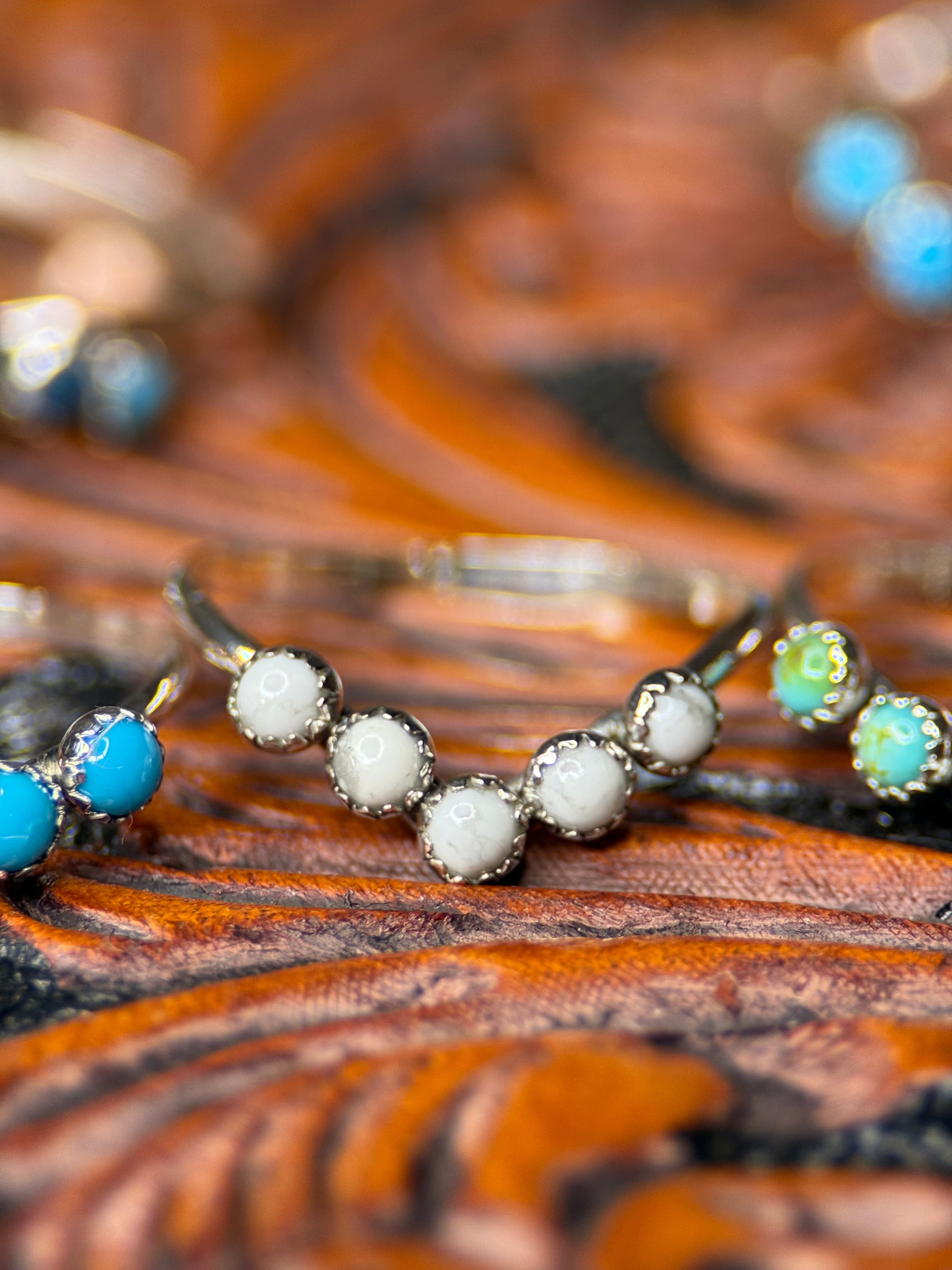 MOISSANITE EMERALD CUT 14k WHITE GOLD SET.